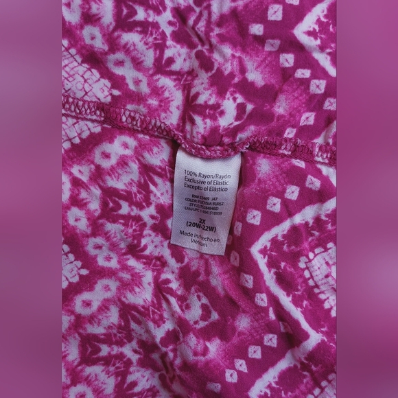 Terra & Sky Fucshia Printed Ruffle Bell Sleeve Size 2X Tunic Top Flowy Boho - Picture 7 of 10